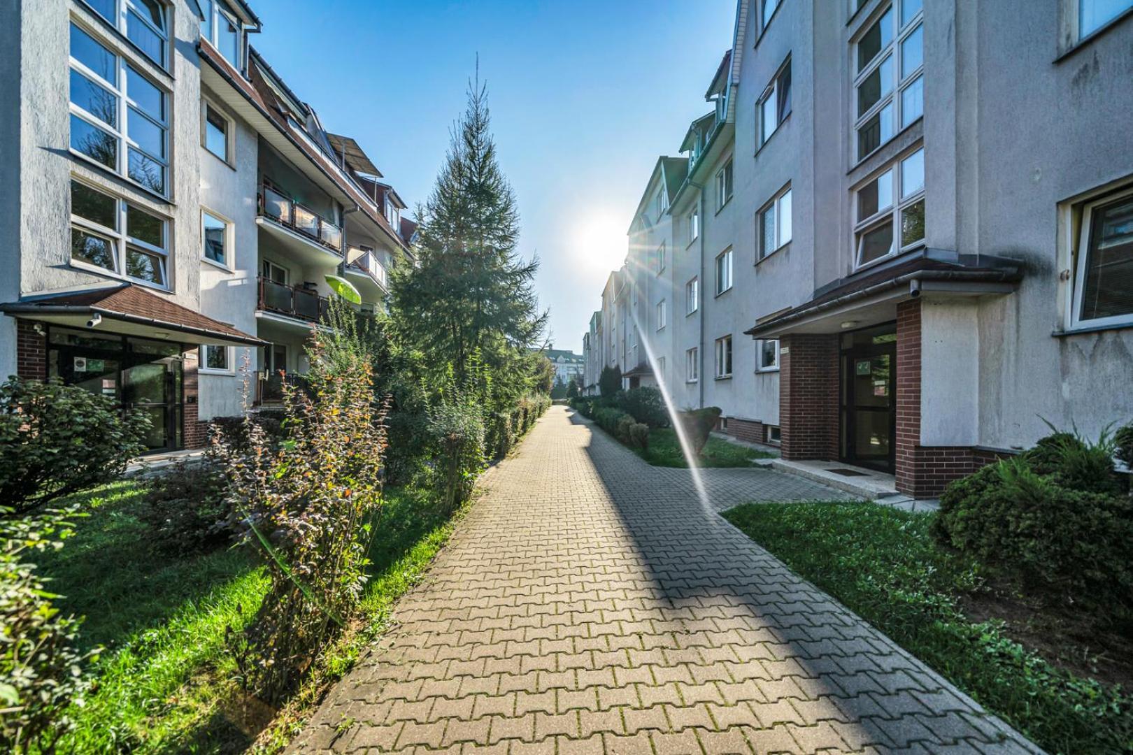 Apartmán Ochota - Park, Bus&trains Nearby - By Rentujemy Varšava