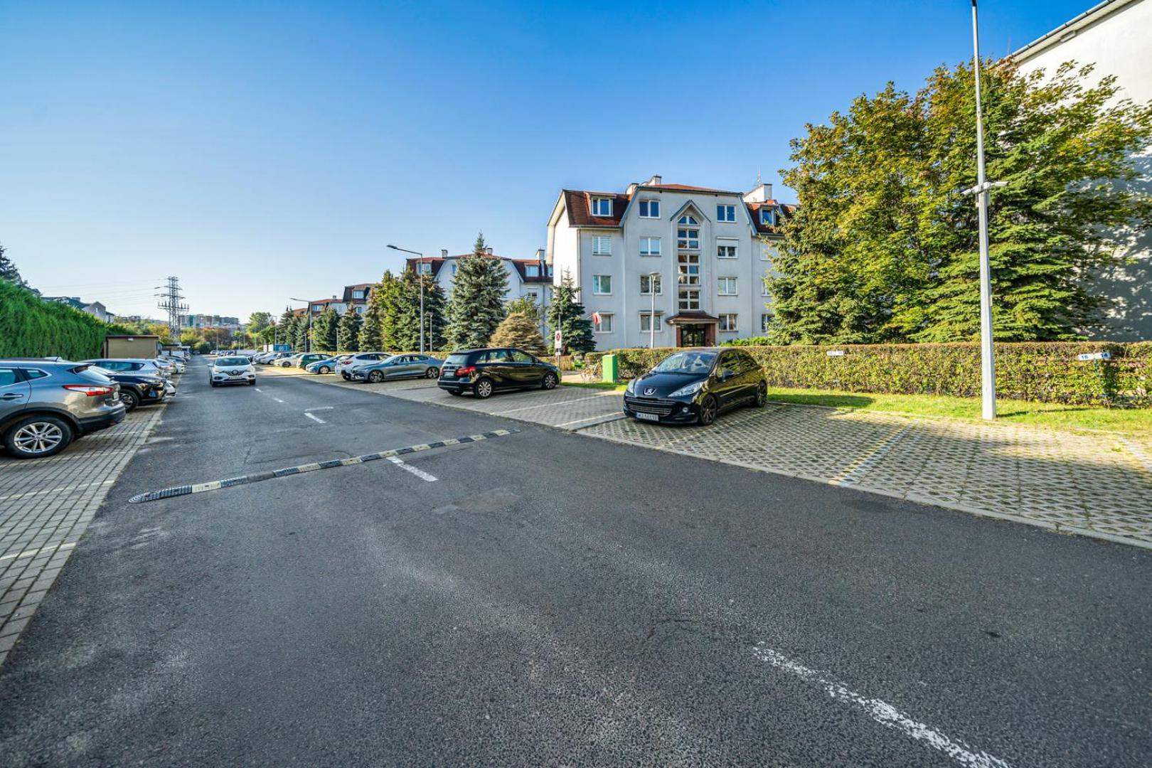 Leilighet Ochota - Park, Bus&trains Nearby - By Rentujemy