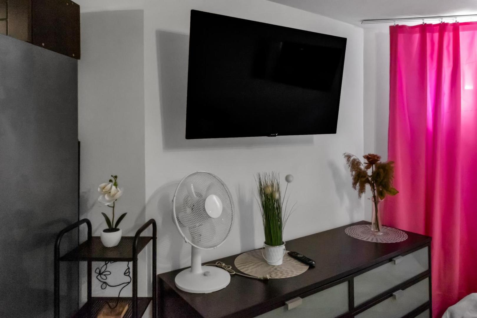 Apartament Ochota - Park, Bus&trains Nearby - By Rentujemy Warszawa